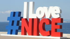 Statut I LOVE NICE sur la promenade des anglais pour logement étudiant à Nice