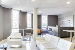 Espace commun dans un logement étudiant à Nice